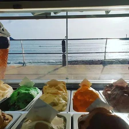 酒店 Superbe Maison A 100 M De La Mer-piscine-jacuzzi