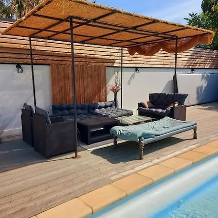 Hotel Superbe Maison A 100 M De La Mer-piscine-jacuzzi